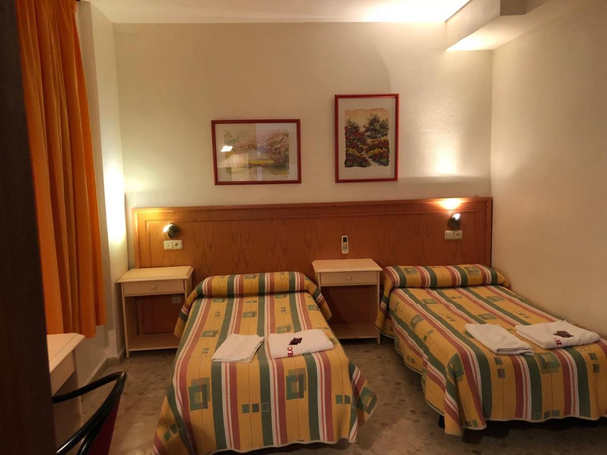 Hostal Carlos III Эль-Эхидо Экстерьер фото
