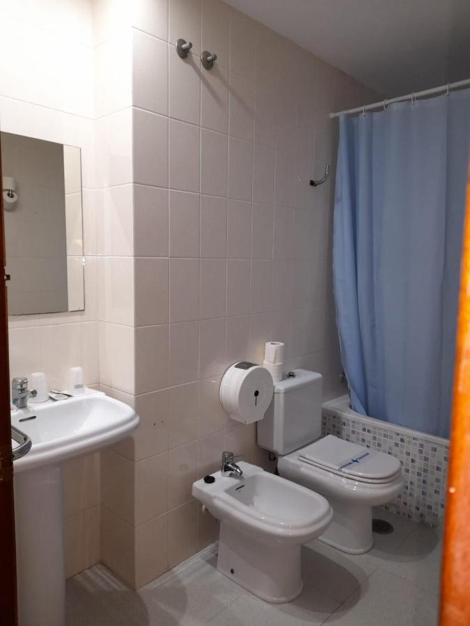 Hostal Carlos III Эль-Эхидо Экстерьер фото